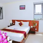 Tolia Hotel