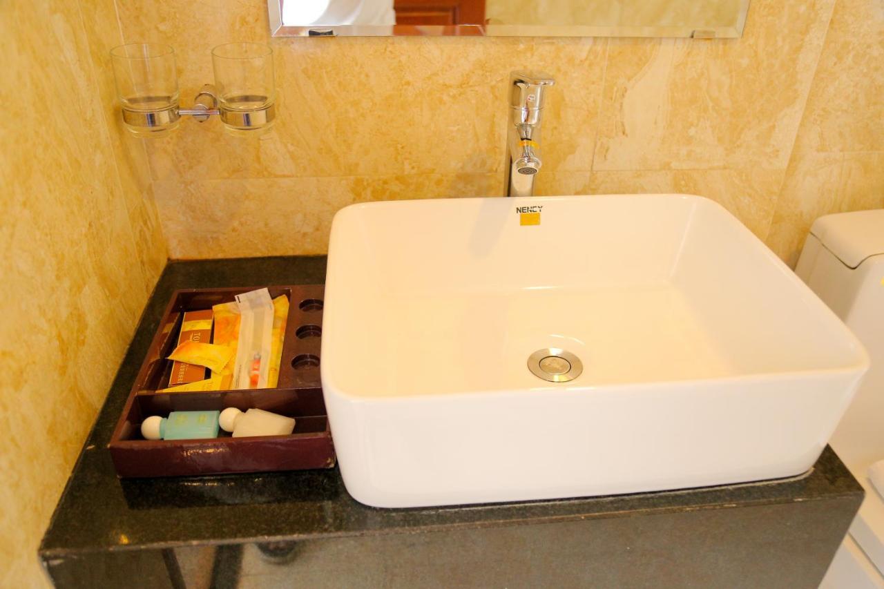 Tolia Hotel